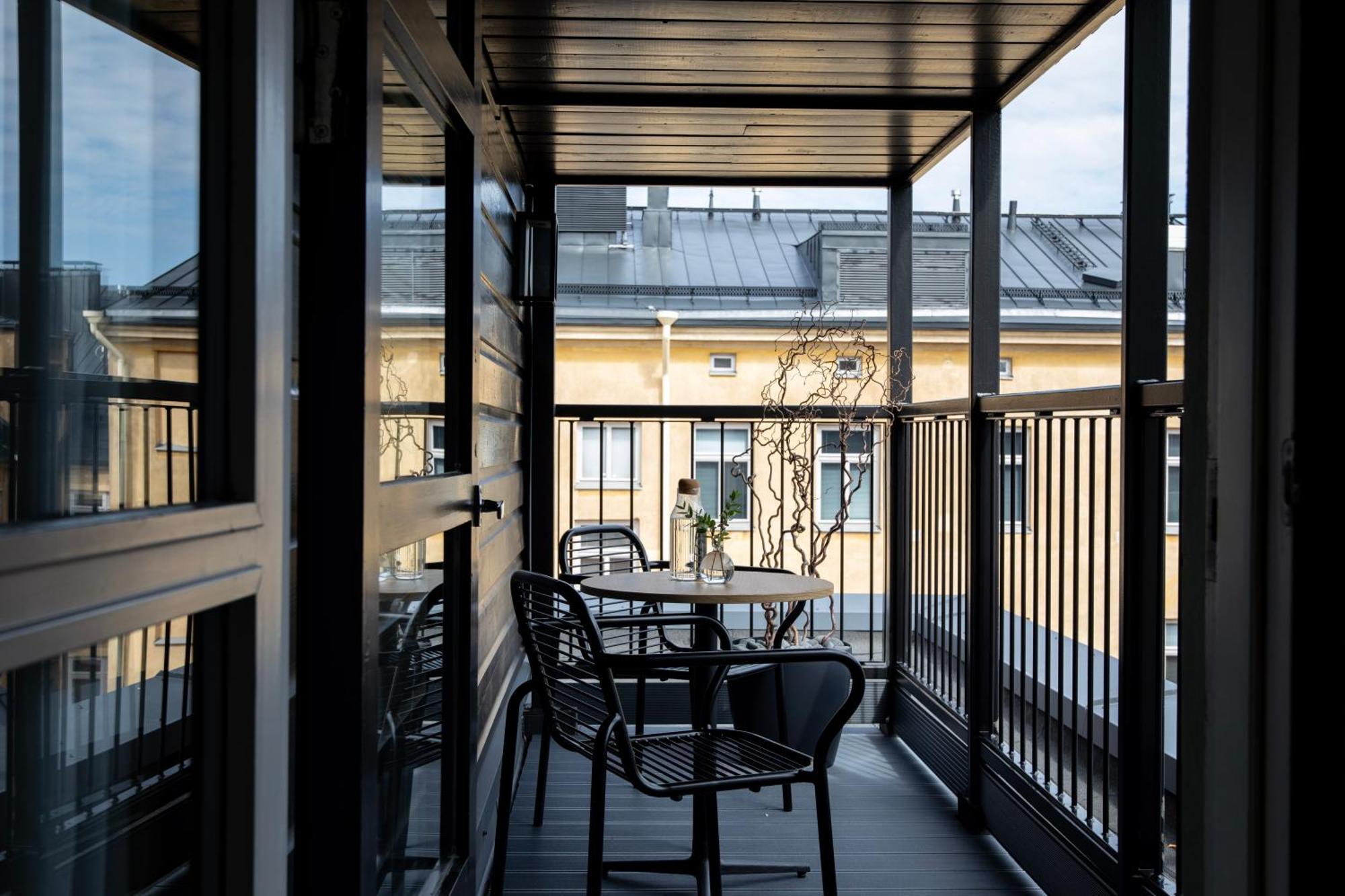 Bob W Kaarti Lejlighedshotel Helsinki Værelse billede
