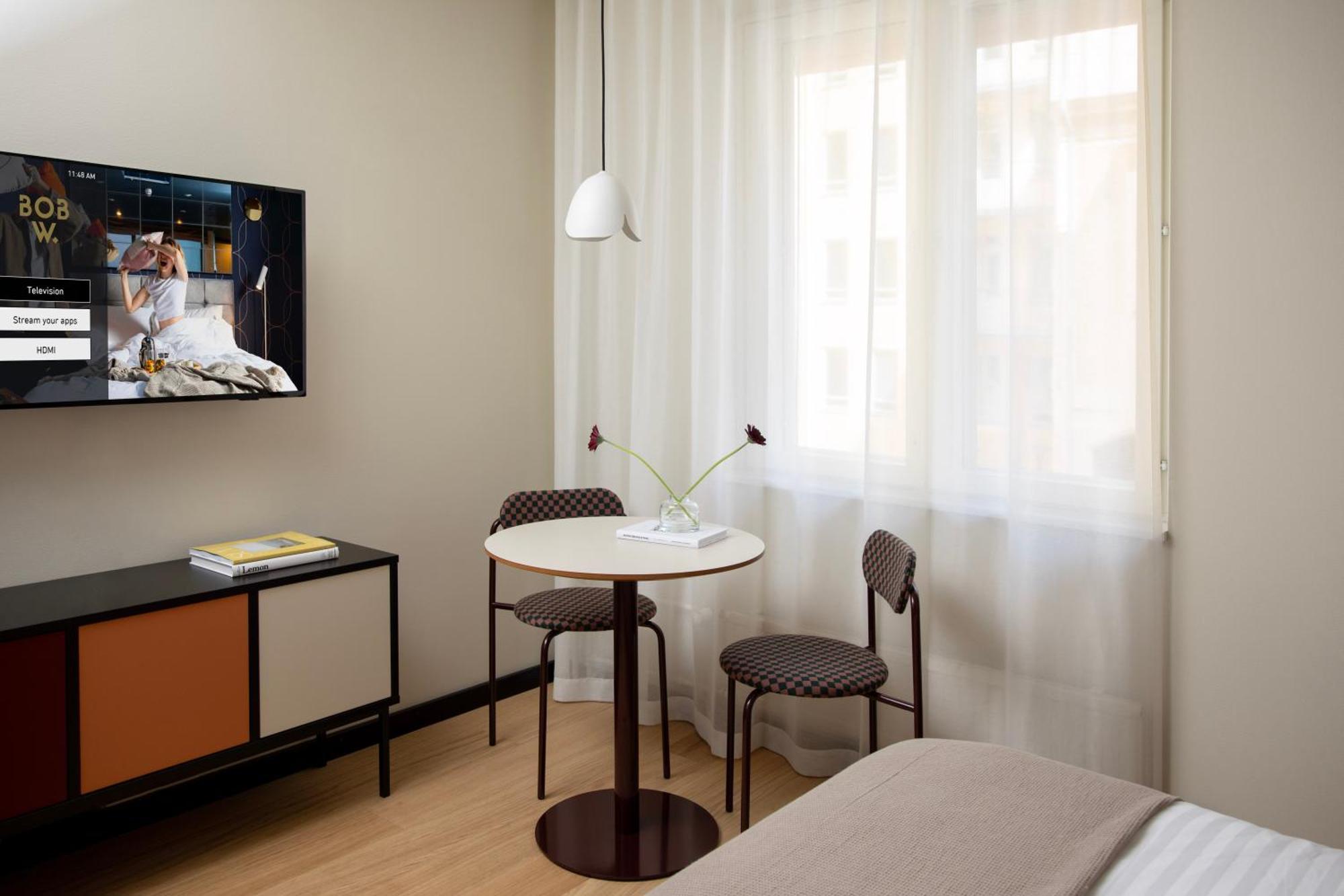 Bob W Kaarti Lejlighedshotel Helsinki Værelse billede
